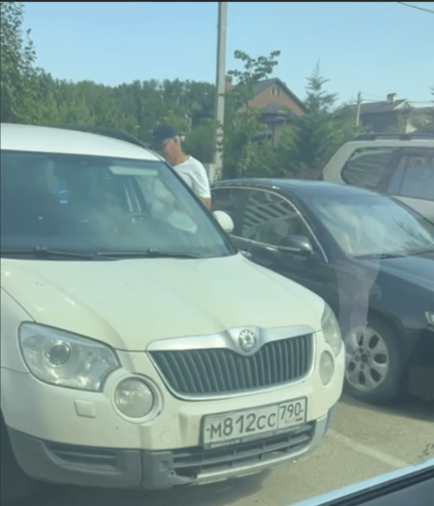 Аўтамабіль з нумарам М812СС 790RUS Skoda Yeti зарэгістраваны
